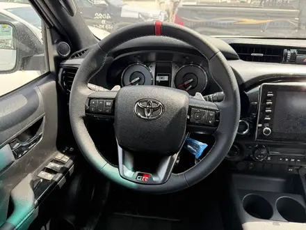 Toyota Hilux GR Sport 2025 года за 30 000 000 тг. в Семей – фото 10