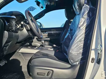 Toyota Hilux GR Sport 2025 года за 30 000 000 тг. в Семей – фото 6
