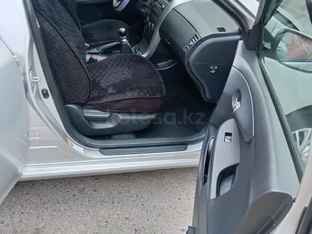 Toyota Corolla 2011 года за 3 800 000 тг. в Алматы – фото 2