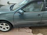 Toyota Camry 2005 годаfor3 700 000 тг. в Актобе – фото 3