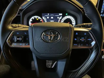 Toyota Land Cruiser Premium+ 2024 года за 58 900 000 тг. в Алматы – фото 19