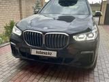 BMW X5 2023 года за 61 000 000 тг. в Караганда – фото 2