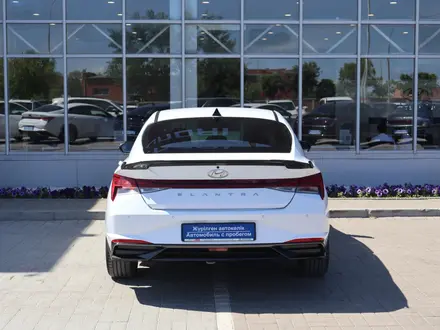 Hyundai Elantra Elegance 2023 года за 7 890 000 тг. в Астана – фото 4