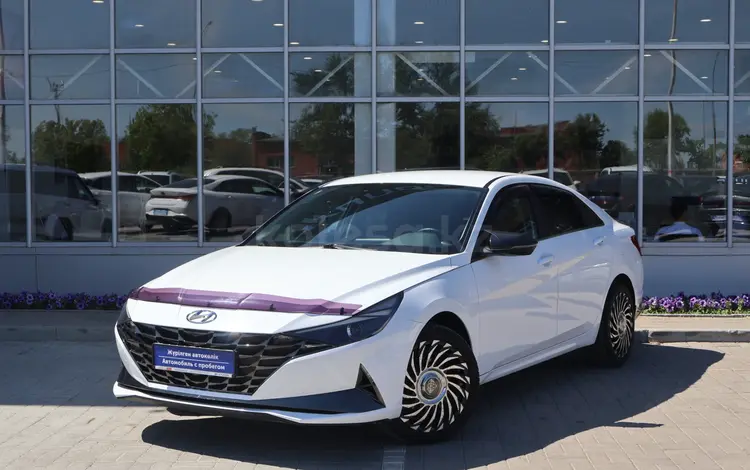 Hyundai Elantra Elegance 2023 года за 7 890 000 тг. в Астана