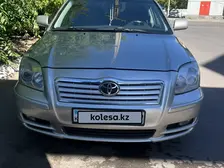 Toyota Avensis, 2003