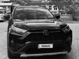 Toyota RAV4 2021 года за 15 000 000 тг. в Актау – фото 3
