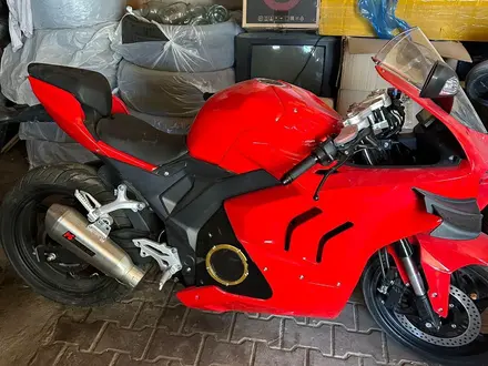 Ducati 2025 года за 1 200 000 тг. в Алматы