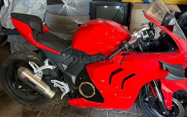 Ducati 2025 года за 1 200 000 тг. в Алматы