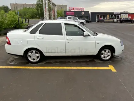 ВАЗ (Lada) Priora 2170 2014 года за 2 000 000 тг. в Караганда – фото 2