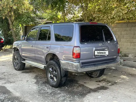 Toyota Hilux Surf 1996 года за 2 800 000 тг. в Алматы – фото 4