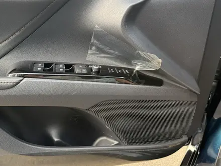 Toyota Camry 2019 года за 16 500 000 тг. в Алматы – фото 26
