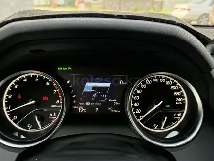 Toyota Camry 2019 года за 16 500 000 тг. в Алматы – фото 29