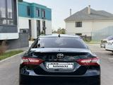 Toyota Camry 2019 года за 16 500 000 тг. в Алматы – фото 4