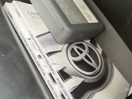 Toyota Camry 2019 года за 16 500 000 тг. в Алматы – фото 33