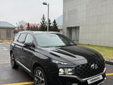 Hyundai Santa Fe 2022 года за 15 100 000 тг. в Астана