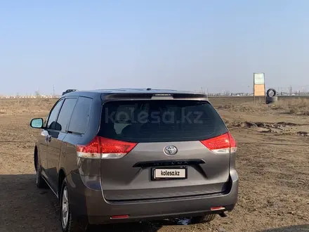 Toyota Sienna 2012 года за 7 000 000 тг. в Атырау – фото 3