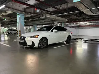Lexus IS 300