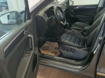 Volkswagen Tiguan 2021 года за 13 200 000 тг. в Астана – фото 8