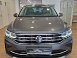Volkswagen Tiguan 2021 года за 13 200 000 тг. в Астана – фото 2