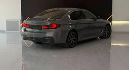 BMW 530 XDrive 2023 года за 28 000 000 тг. в Шымкент – фото 4