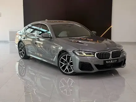 BMW 530 XDrive 2023 года за 28 000 000 тг. в Шымкент