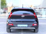 Hyundai Bayon 2023 года за 7 690 000 тг. в Костанай – фото 4
