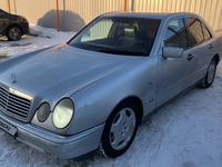 Mercedes-Benz E 200 1999 годаfor2 500 000 тг. в Астана