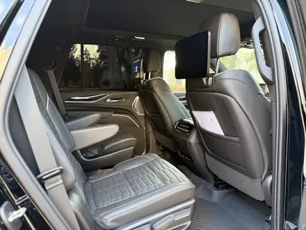 Cadillac Escalade 2023 года за 100 000 000 тг. в Алматы – фото 17