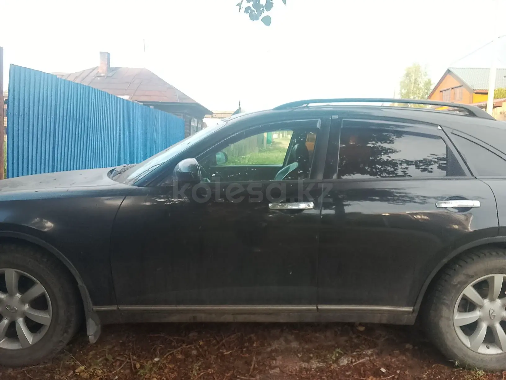 Infiniti FX35, 2005