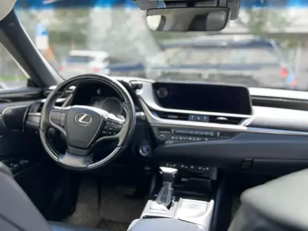 Lexus ES 300h 2019 года за 20 700 000 тг. в Астана – фото 9