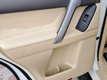 Toyota Land Cruiser Prado 2013 года за 14 500 000 тг. в Актау – фото 10