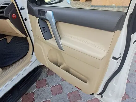 Toyota Land Cruiser Prado 2013 года за 14 500 000 тг. в Актау – фото 12