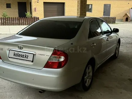 Toyota Camry 2003 года за 7 500 000 тг. в Актобе – фото 20