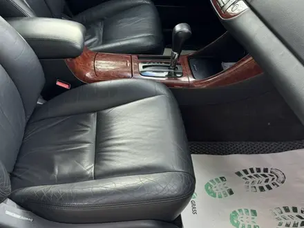 Toyota Camry 2003 года за 7 500 000 тг. в Актобе – фото 25
