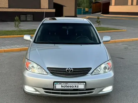 Toyota Camry 2003 года за 7 500 000 тг. в Актобе – фото 33