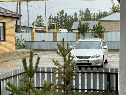 Toyota Camry 2003 года за 7 500 000 тг. в Актобе – фото 53