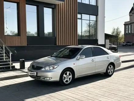 Toyota Camry 2003 года за 7 500 000 тг. в Актобе – фото 55