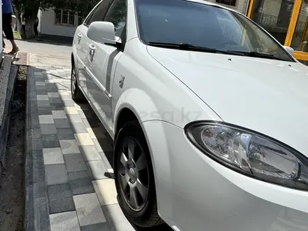 Chevrolet Lacetti 2023 года за 6 200 000 тг. в Шымкент – фото 3