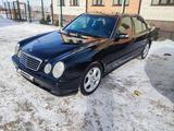 Mercedes-Benz E 230 1995 годаfor3 000 000 тг. в Алматы