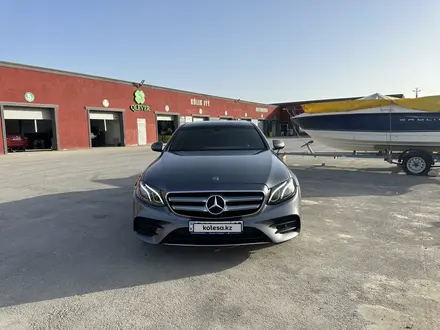 Mercedes-Benz E 220 2019 года за 20 500 000 тг. в Актау – фото 2