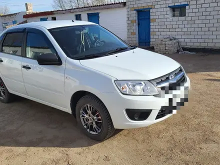 ВАЗ (Lada) Granta 2190 2018 года за 3 800 000 тг. в Семей