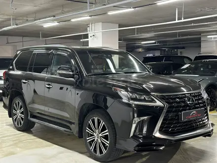 Lexus LX 570 2020 года за 49 500 000 тг. в Астана – фото 2