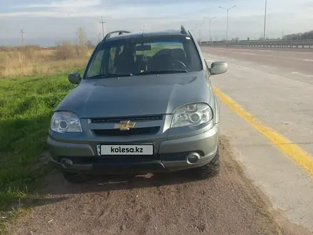 Chevrolet Niva 2010 года за 2 700 000 тг. в Алматы – фото 14