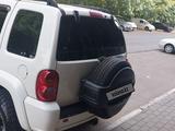 Jeep Liberty 2004 года за 4 500 000 тг. в Алматы – фото 4