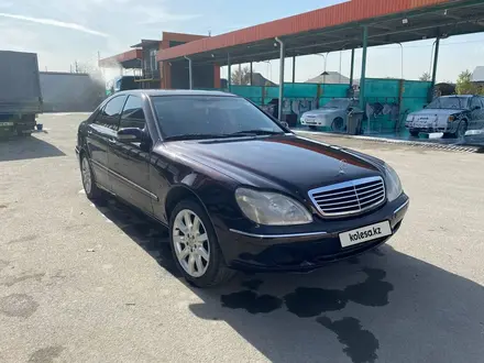 Mercedes-Benz S 500 2000 года за 3 632 681 тг. в Шымкент – фото 9