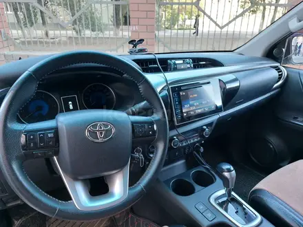 Toyota Hilux 2019 года за 18 000 000 тг. в Атырау – фото 2