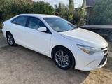 Toyota Camry 2016 года за 6 800 000 тг. в Уральск – фото 4