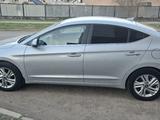 Hyundai Elantra 2020 года за 8 800 000 тг. в Астана – фото 2