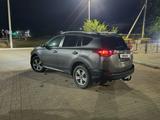 Toyota RAV4 2014 года за 8 000 000 тг. в Уральск – фото 2