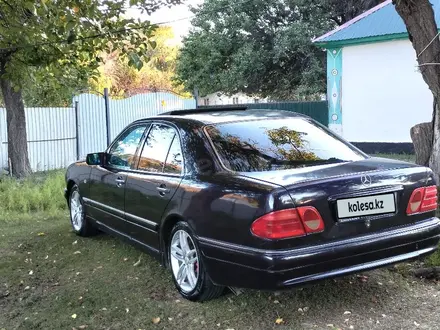 Mercedes-Benz E 280 1996 года за 2 750 000 тг. в Талдыкорган – фото 8